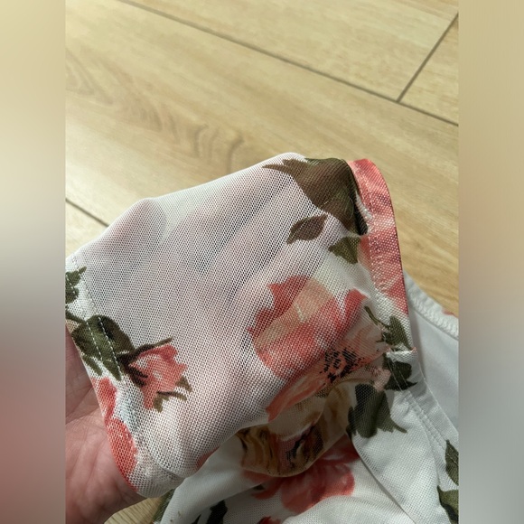 G by GUESS - Off-The-Shoulder Romantic Cottagecore Floral Mesh Top - Picture 5 of 5